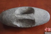 平邑新疆兵团第五师双河市发现疑似新石器时代石器